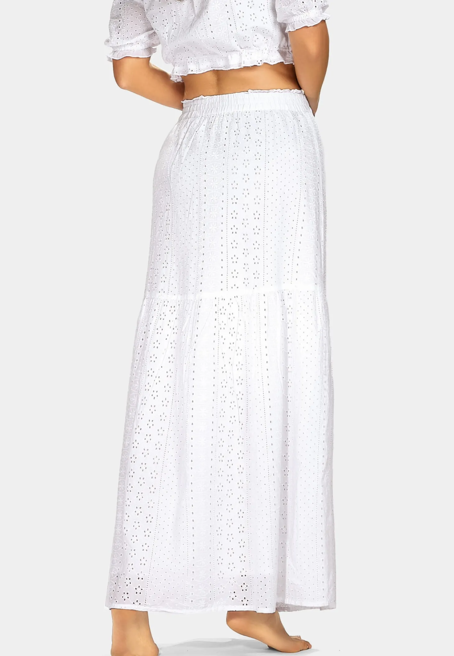 Biała długa spódnica haftowana styl Boho F228/645