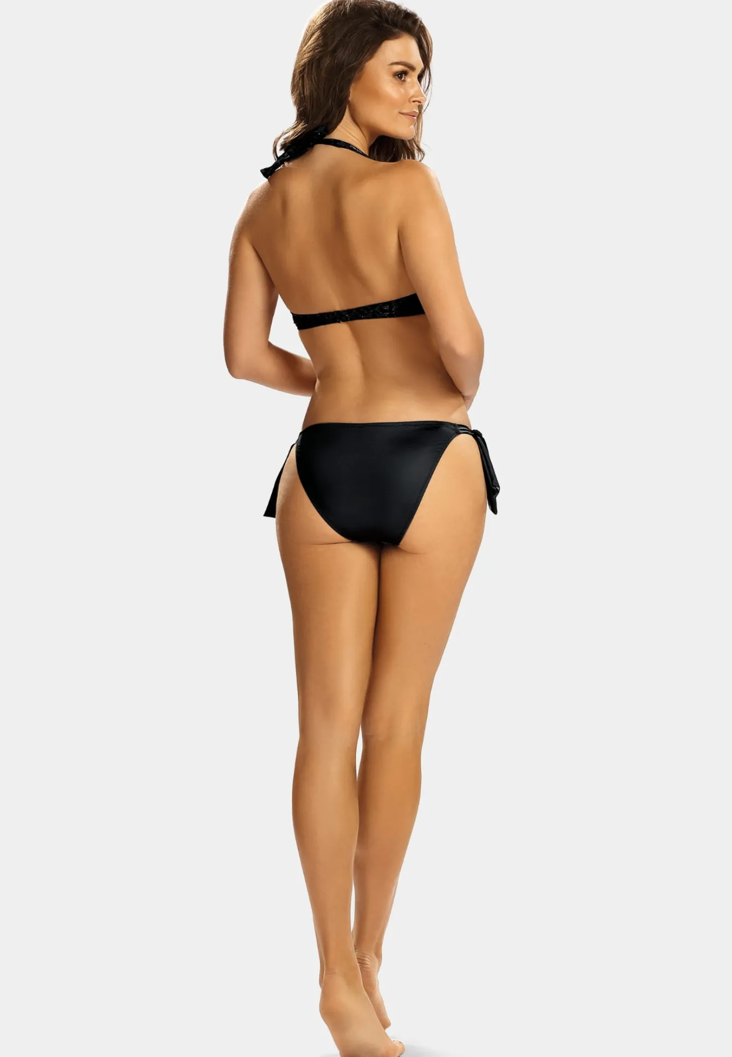 Czarna góra od bikini wiązana na szyi FG11/885