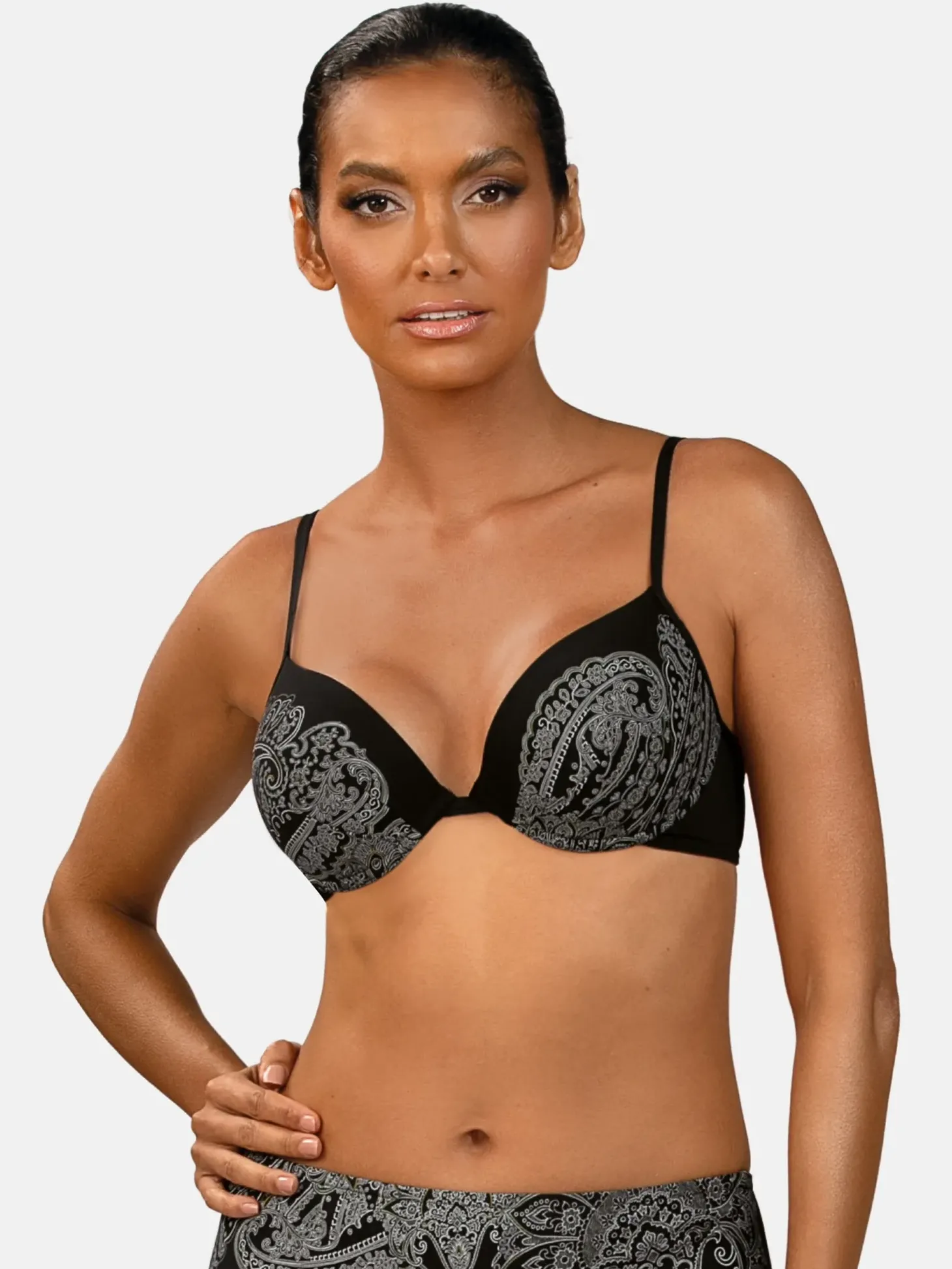 Czarny biustonosz kąpielowy push-up FG21H/931 Boho