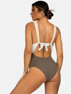 Modelujący kostium kąpielowy haftowany FL232/933H